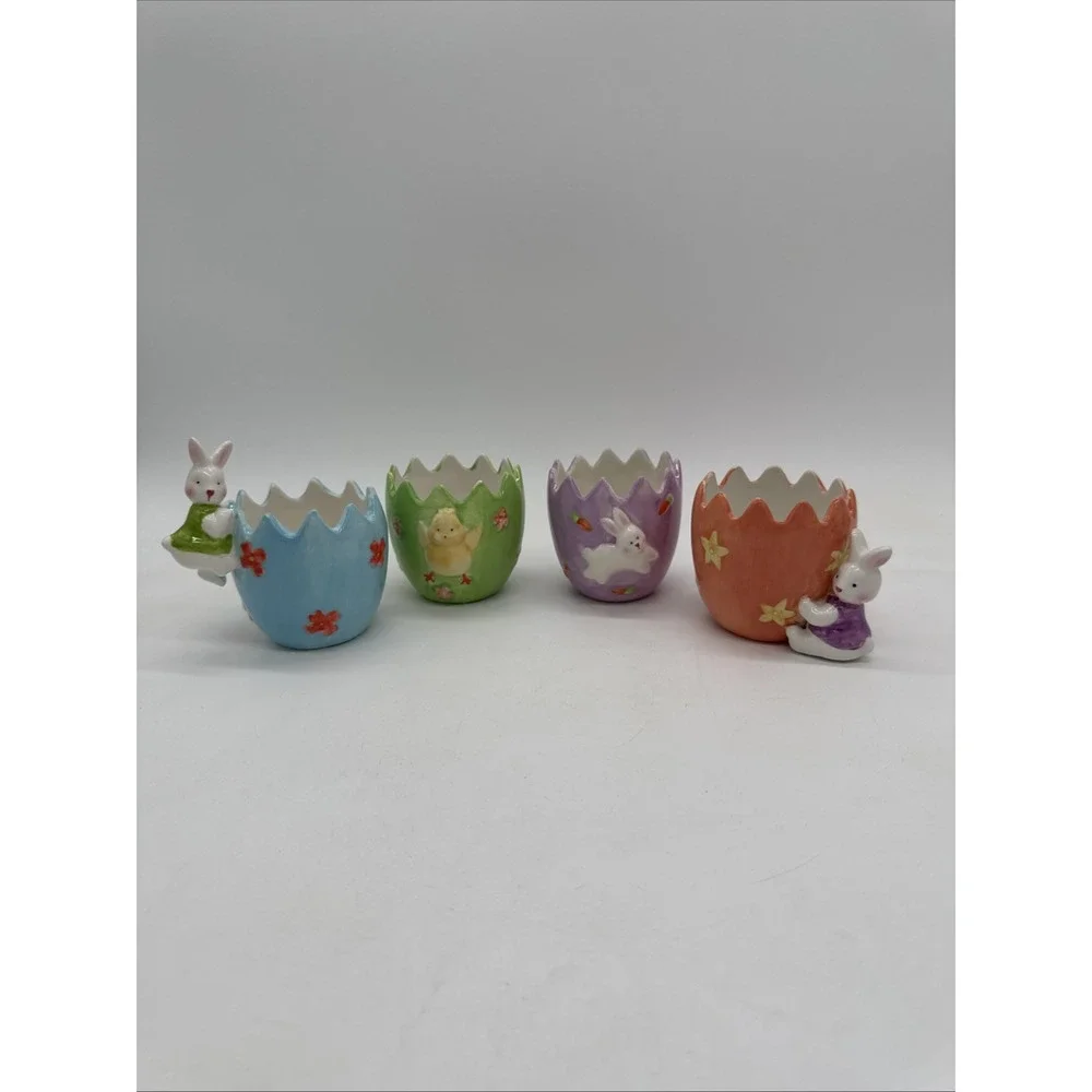 Set of 4 Ceramic Easter Bunny Cracked Egg Bowls Candy Dishes